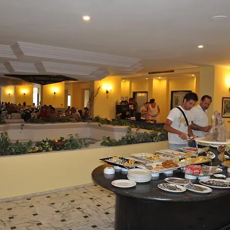 Grand Ozcelik Hotel Kusadasi