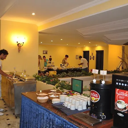 Grand Ozcelik Kusadasi