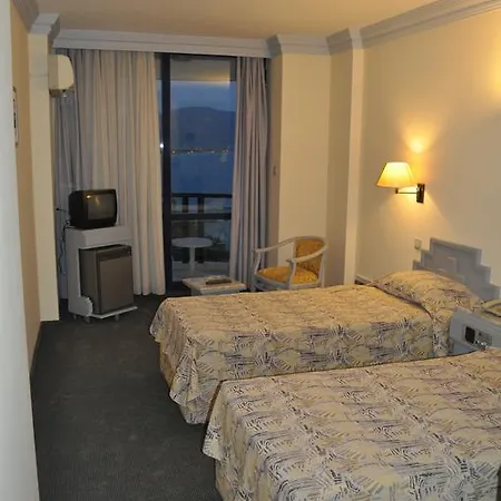 Grand Ozcelik Hotel Kusadasi