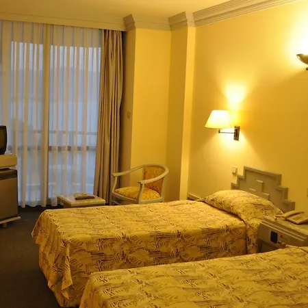 Grand Ozcelik Hotel Kusadasi