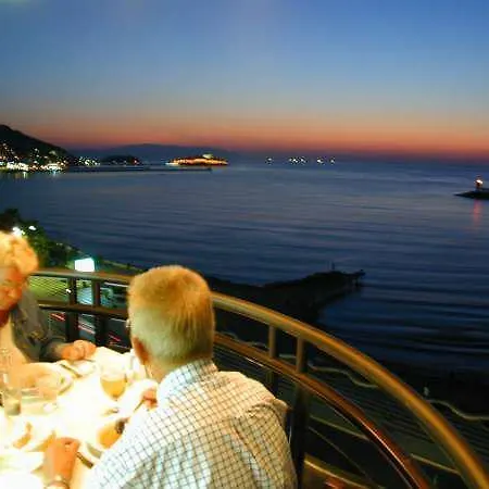 호텔 Grand Ozcelik