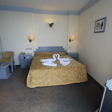 Hotel Grand Ozcelik Kusadasi